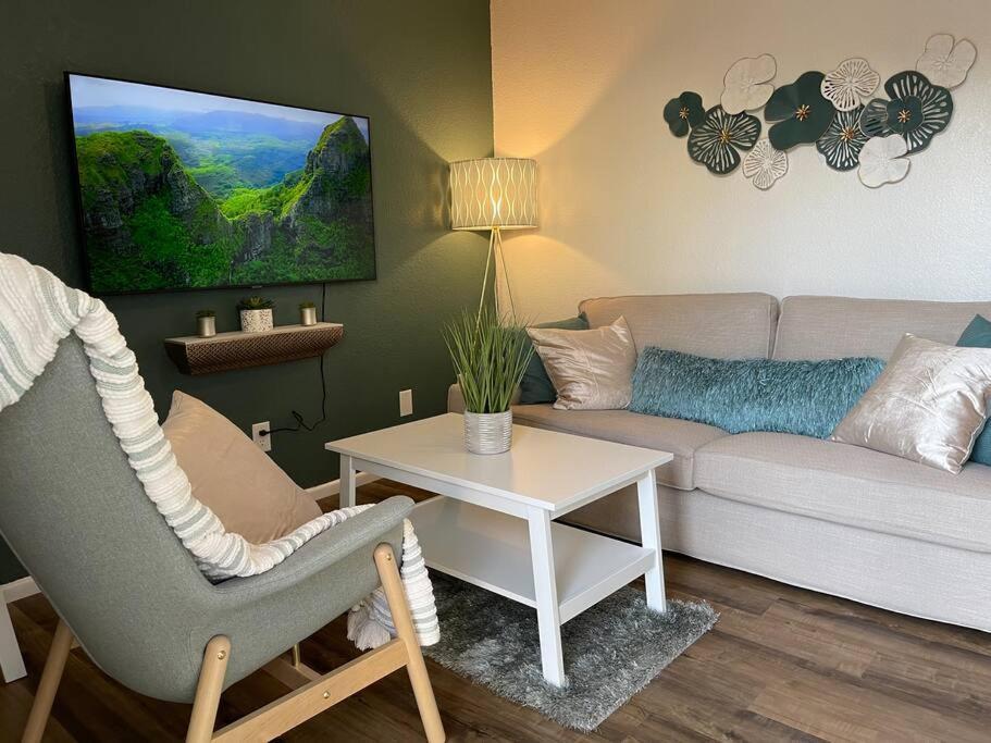Contemporary 2-Bedroom Rental Unit Eagle Pass Esterno foto