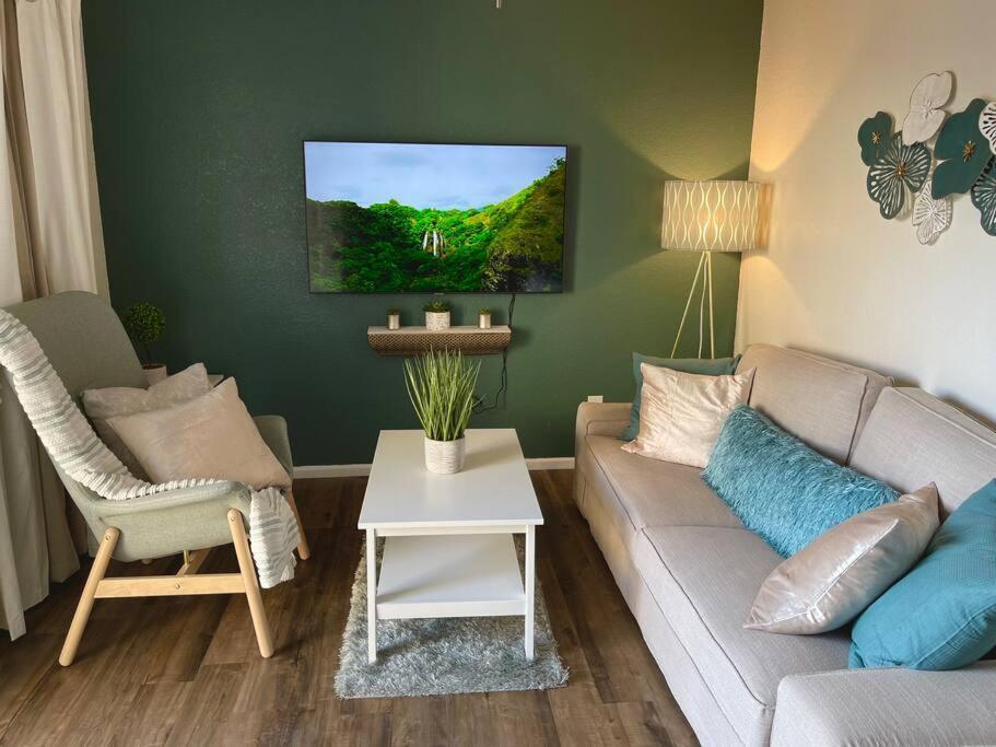 Contemporary 2-Bedroom Rental Unit Eagle Pass Esterno foto